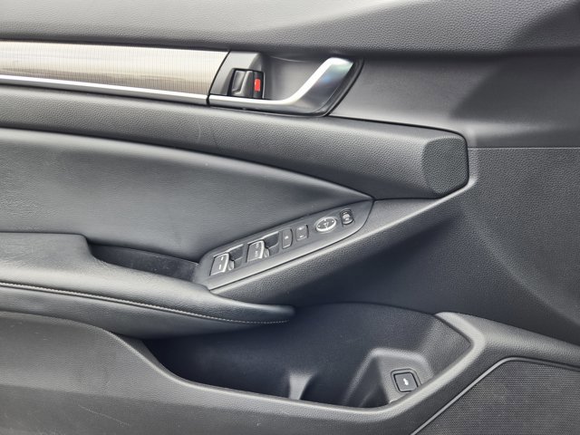 Used 2018 Honda Accord Sport image 20