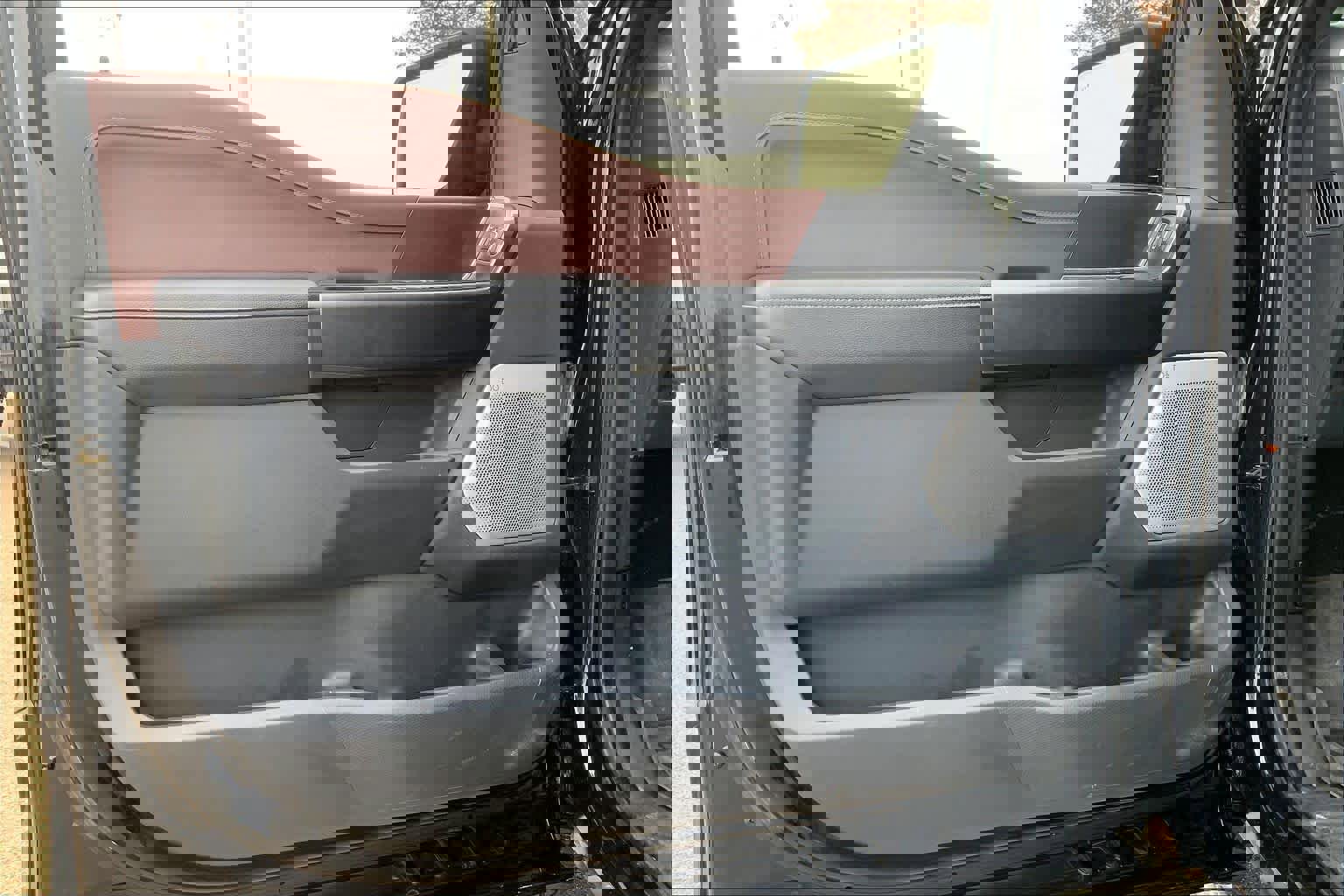 Certified 2021 Ford F150 Lariat w/ Equipment Group 502A High image 21