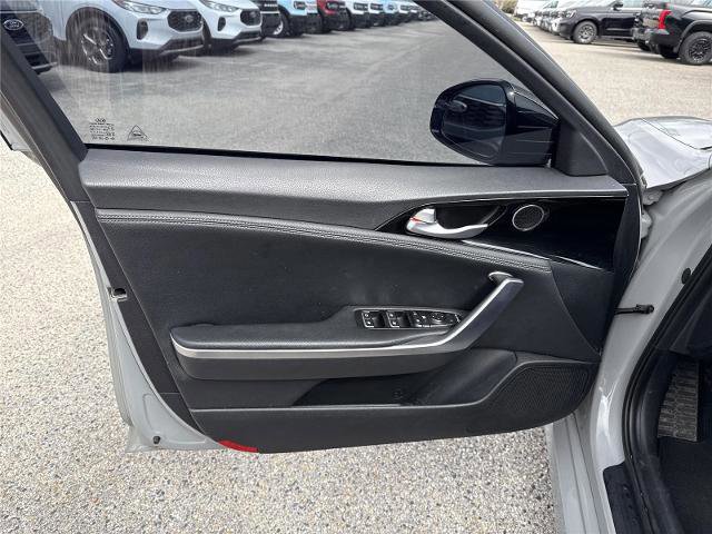 Used 2021 Kia Stinger GT-Line image 18