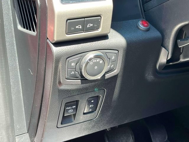 Certified 2018 Ford F150 Lariat w/ Equipment Group 501A Mid AWD/4WD image 30