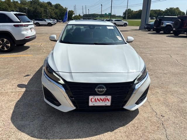 Used 2023 Nissan Altima 2.5 SL FWD image 4