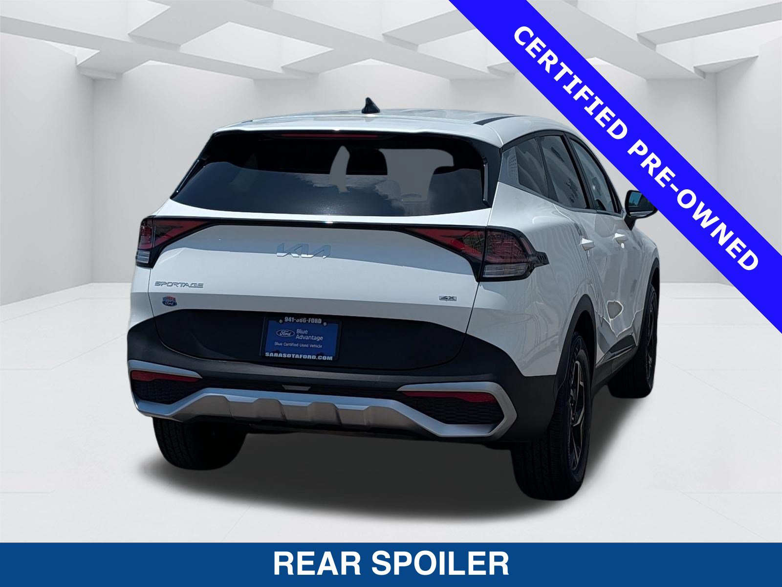Used 2023 Kia Sportage LX AWD/4WD image 4