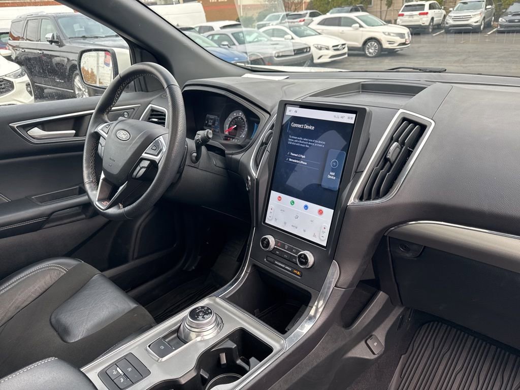 Certified 2024 Ford Edge ST w/ Equipment Group 401A image 37
