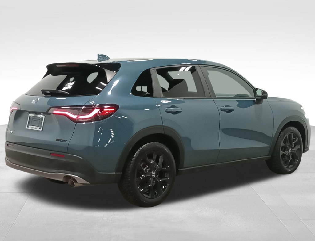 Used 2023 Honda HR-V Sport image 3