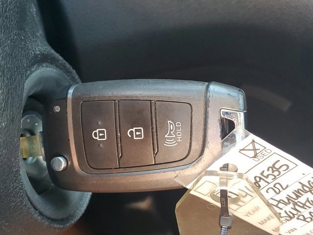 Used 2022 Hyundai Santa Fe SE image 30