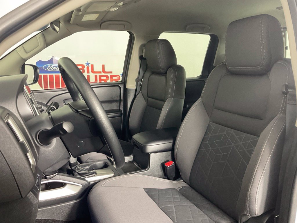 Used 2025 Nissan Frontier SV RWD image 14