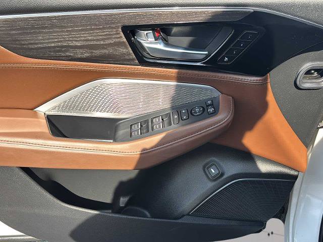 Used 2024 Acura MDX SH-AWD w/ Advance Package image 25