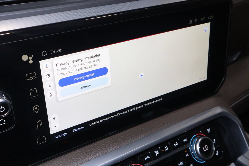 Used 2022 GMC Sierra 1500 Denali w/ Technology Package AWD/4WD image 3