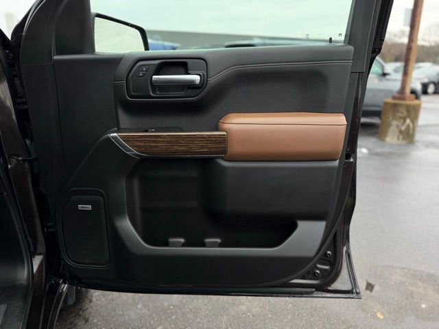 Used 2019 Chevrolet Silverado 1500 High Country w/ Technology Package image 33