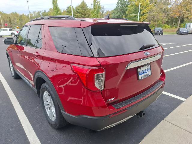 Certified 2024 Ford Explorer XLT w/ Equipment Group 202A AWD/4WD image 10