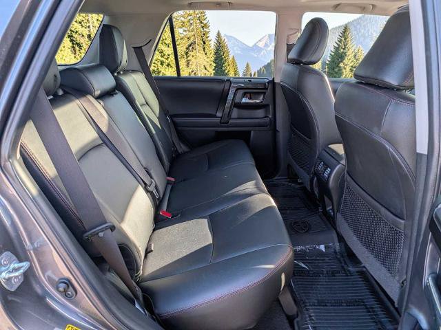 Used 2023 Toyota 4Runner TRD Off-Road Premium w/ Moonroof Package AWD/4WD image 18