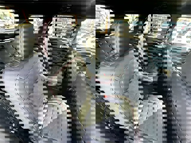 Certified 2022 Ford Explorer ST-Line image 29