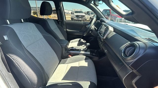 Used 2023 Toyota Tacoma TRD Sport w/ Advanced Technology Package AWD/4WD image 11