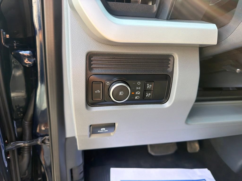 Certified 2025 Ford F250 XLT AWD/4WD image 27