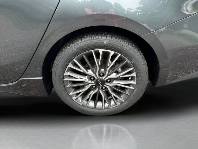Used 2023 Kia Forte GT-Line FWD image 21