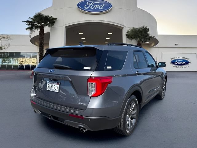 Certified 2021 Ford Explorer XLT w/ Equipment Group 202A AWD/4WD image 6