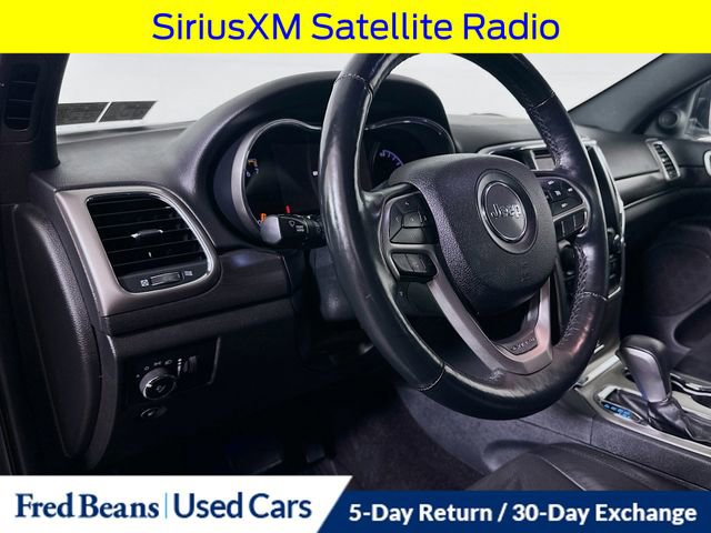 Used 2018 Jeep Grand Cherokee Altitude AWD/4WD image 12