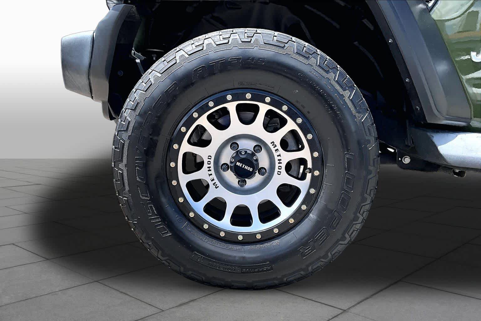 Used 2021 Jeep Wrangler Sport AWD/4WD image 11