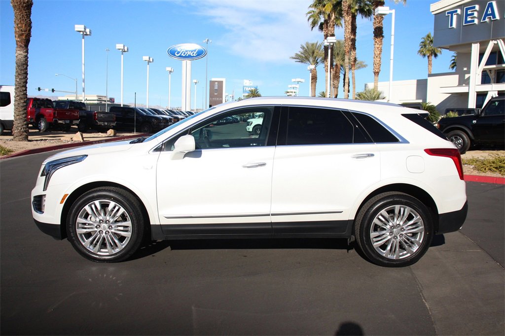 Used 2017 Cadillac XT5 Premium Luxury image 4