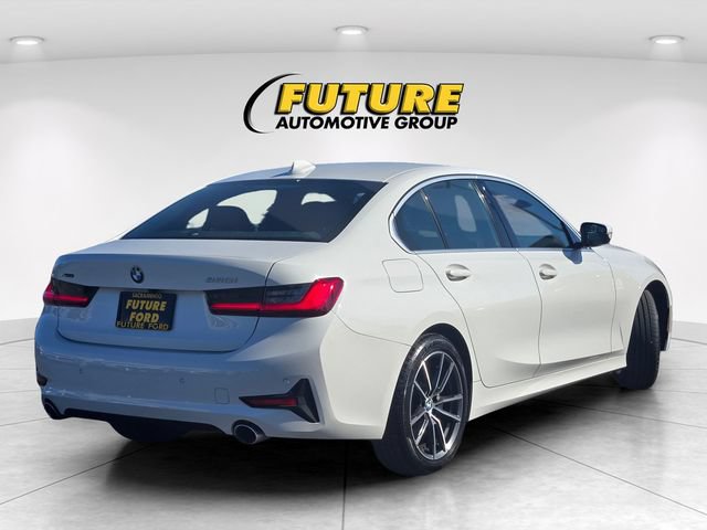 Used 2021 BMW 330i xDrive Sedan w/ Driving Assistance Package AWD/4WD image 4