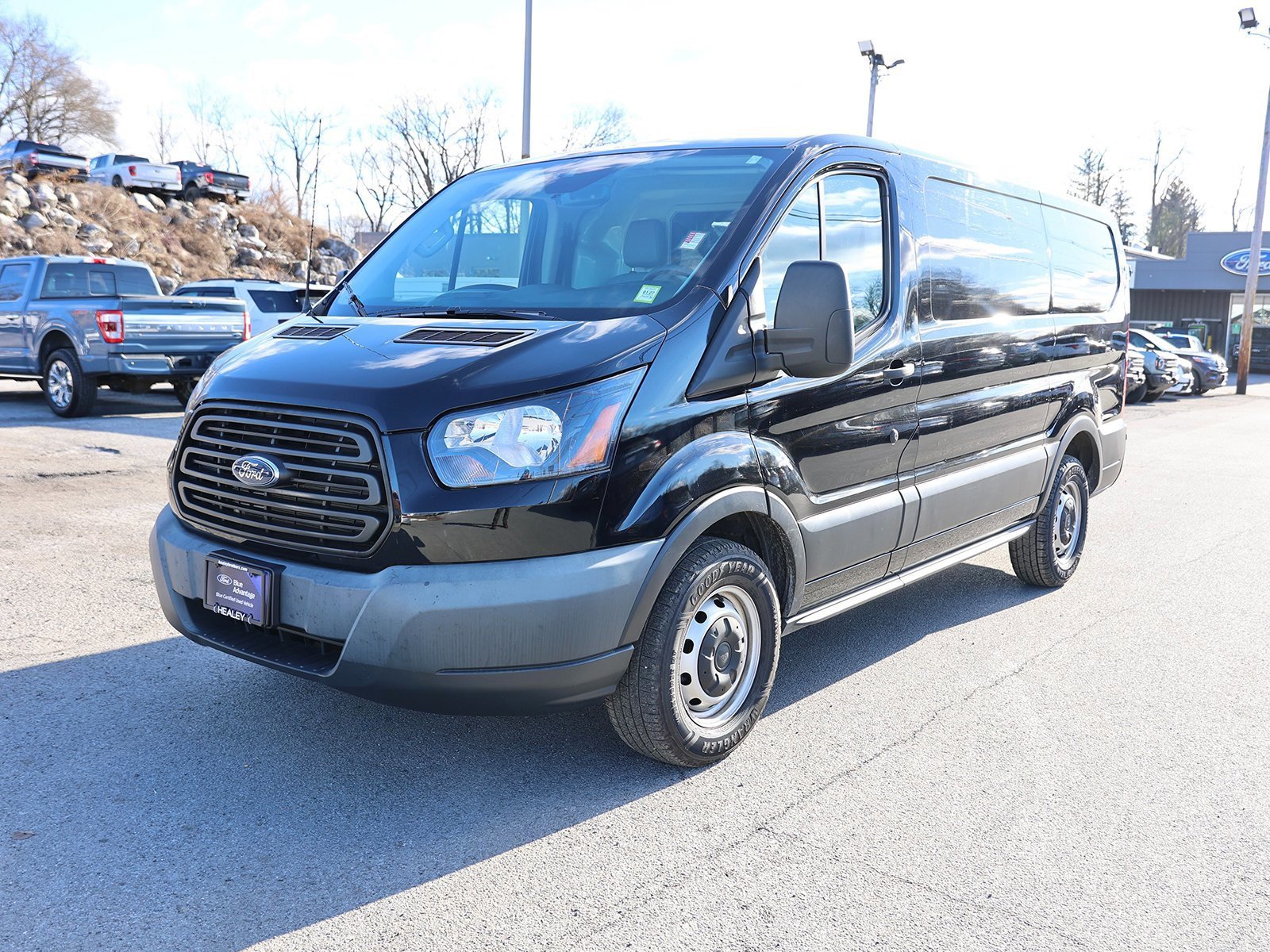 Certified 2019 Ford Transit 150 130 Low Roof image 6