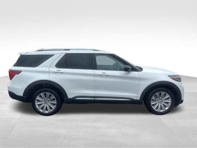 Certified 2025 Ford Explorer Platinum w/ LUX Leather Package AWD/4WD image 12