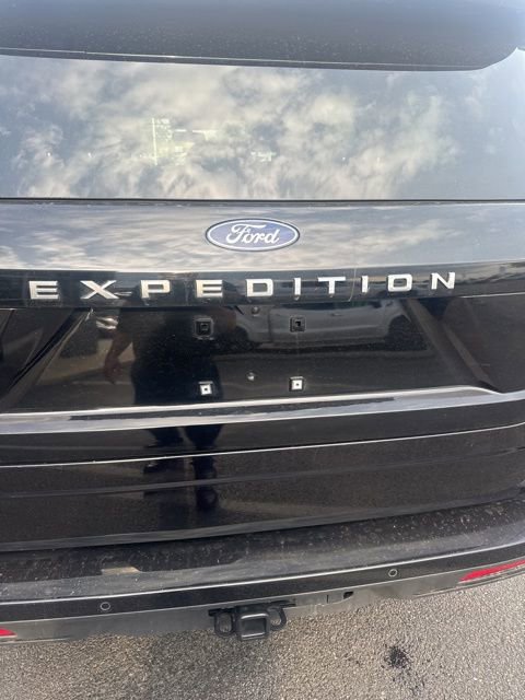 Certified 2025 Ford Expedition Active AWD/4WD image 10