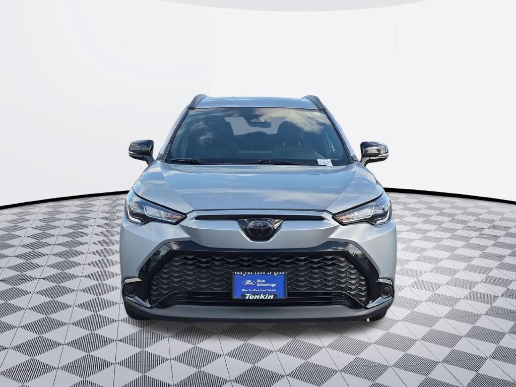 Used 2025 Toyota Corolla Cross AWD Hybrid image 9