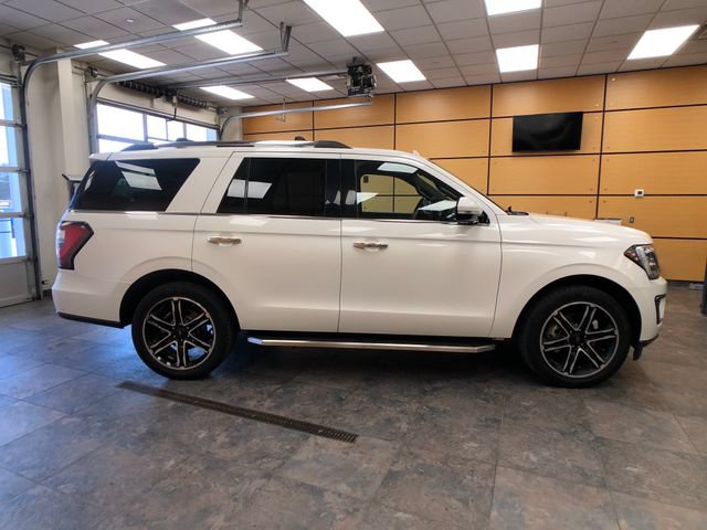 Certified 2020 Ford Expedition Limited w/ Special Edition Package AWD/4WD image 8