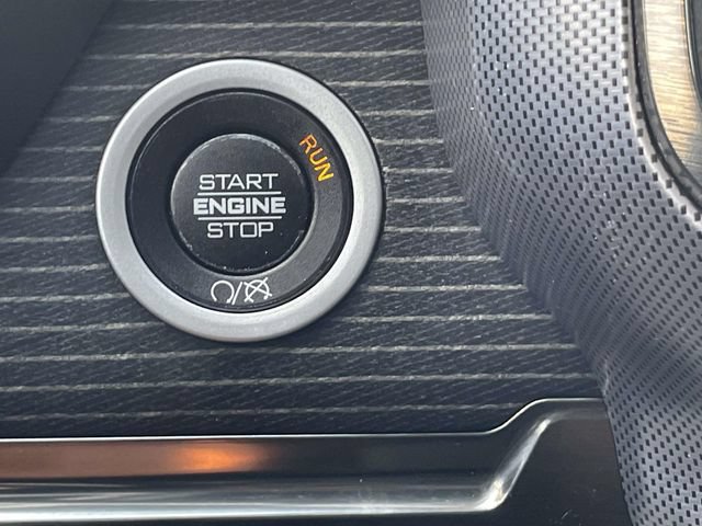 Used 2019 RAM 2500 Limited AWD/4WD image 18