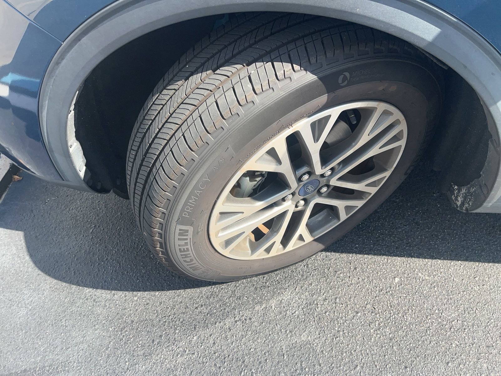 Certified 2020 Ford Escape SEL FWD image 9