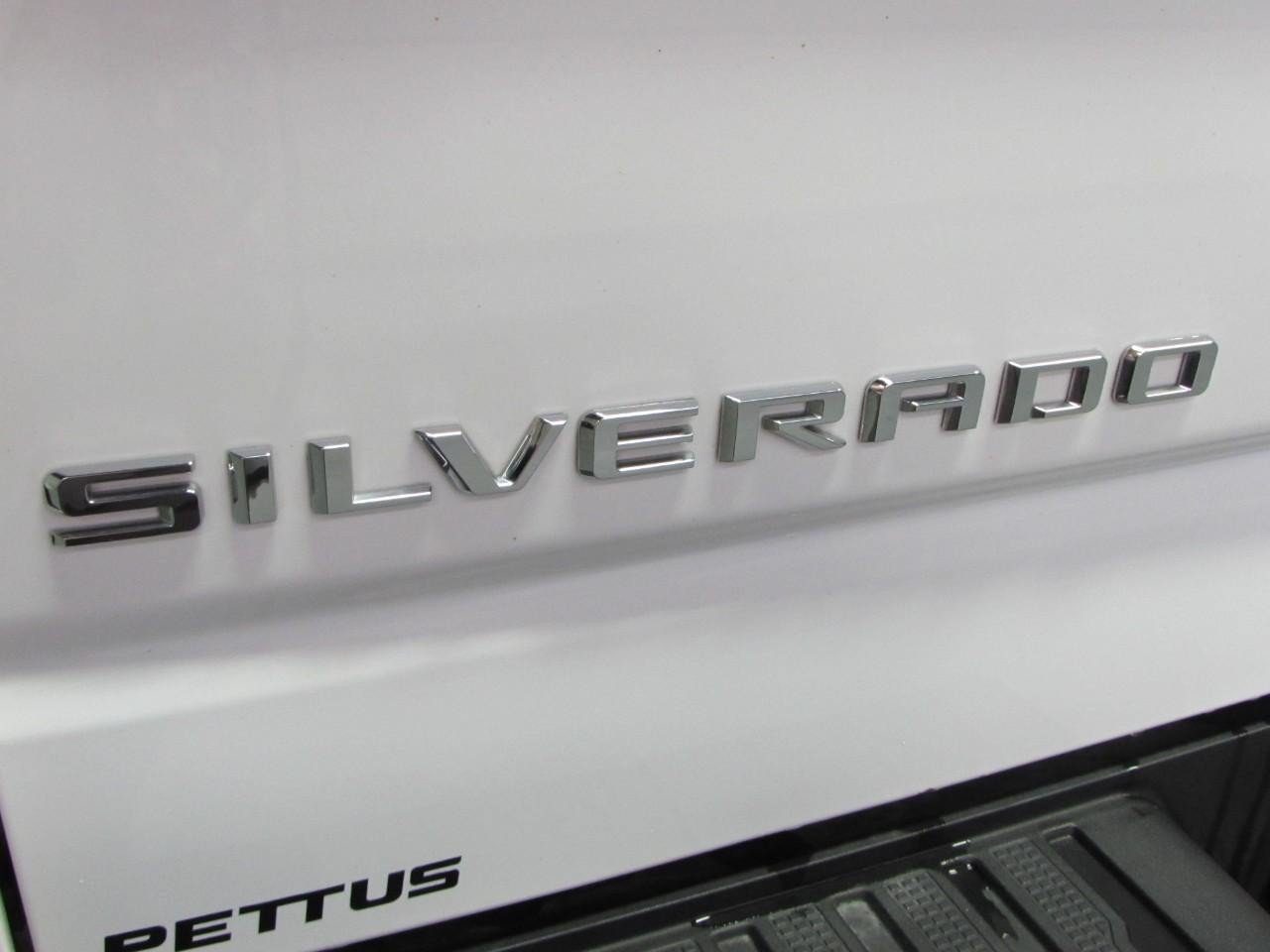 Used 2023 Chevrolet Silverado 1500 RST AWD/4WD image 32