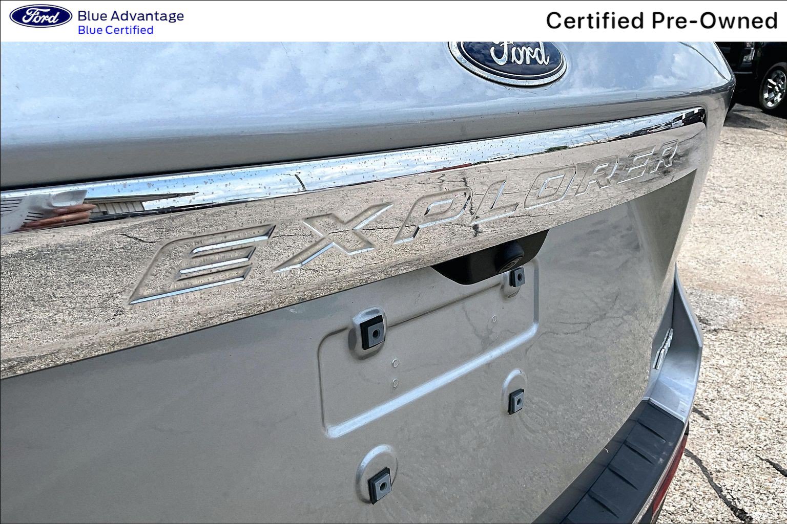 Certified 2024 Ford Explorer XLT w/ Equipment Group 202A AWD/4WD image 32