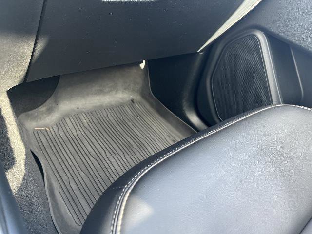 Certified 2021 Ford Explorer XLT w/ Equipment Group 202A image 19