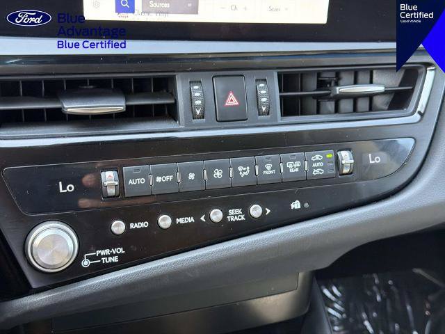 Used 2025 Lexus ES 350 w/ Accessory Package (Z1) FWD image 24