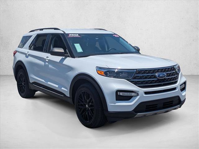 Certified 2023 Ford Explorer XLT w/ Equipment Group 202A AWD/4WD image 3