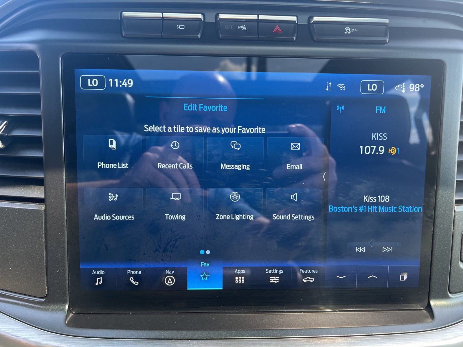 Certified 2022 Ford F150 Lariat w/ Equipment Group 502A High image 33