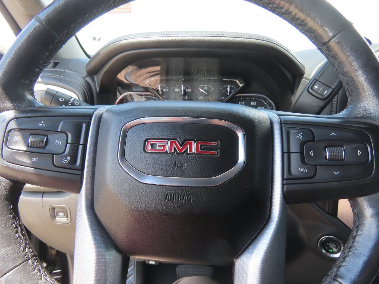 Used 2019 GMC Sierra 1500 SLT RWD image 25