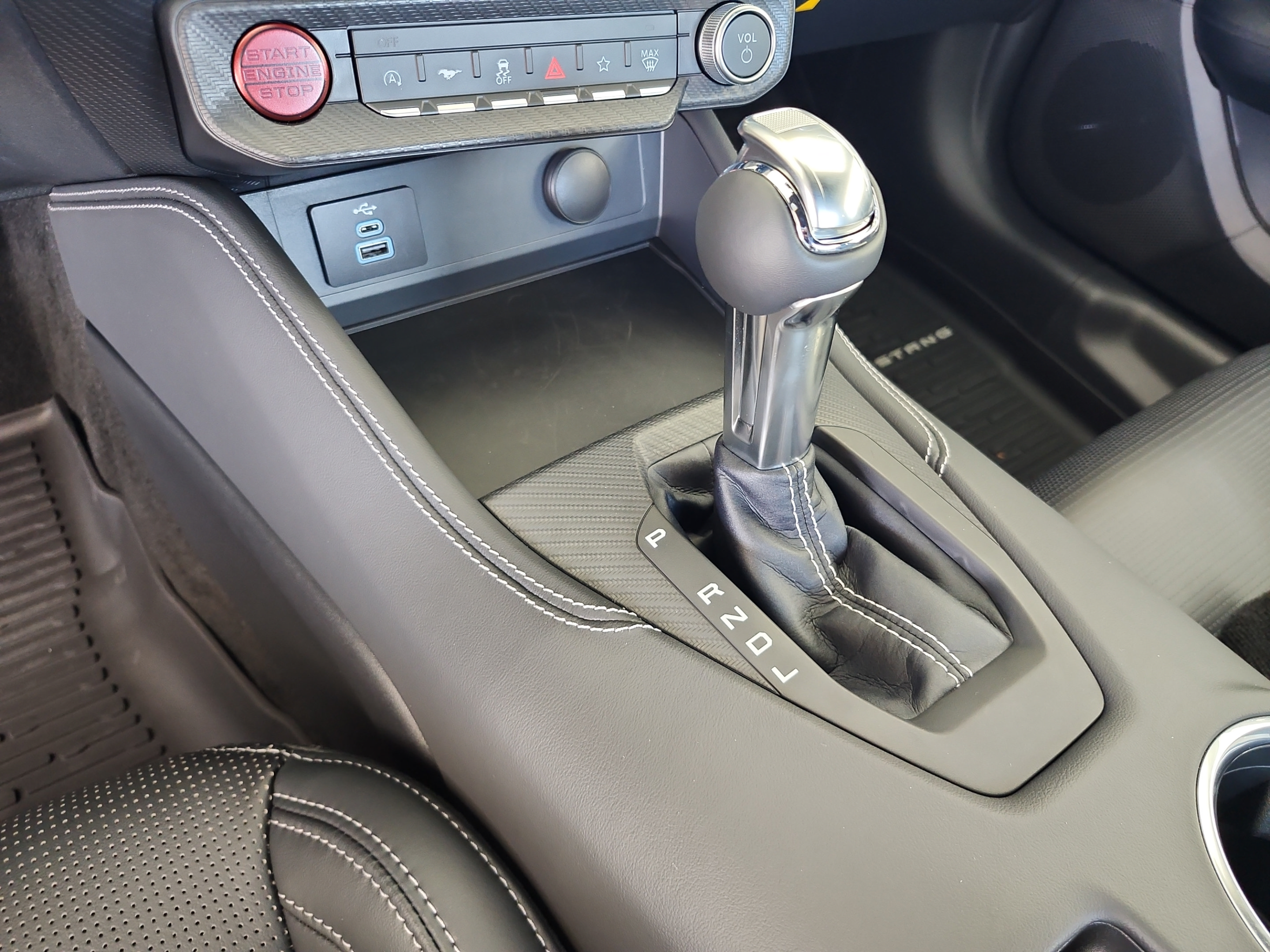 Certified 2026 Ford Mustang Premium RWD image 14