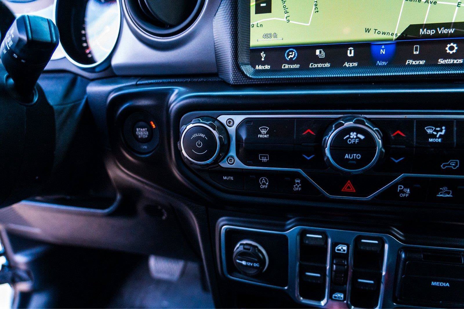 Used 2021 Jeep Gladiator Sport AWD/4WD image 21