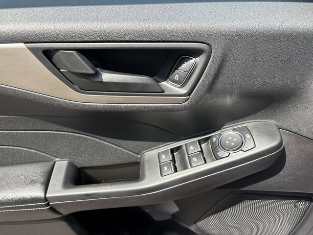 Certified 2022 Ford Escape SE w/ SE Sport Appearance Package AWD/4WD image 13