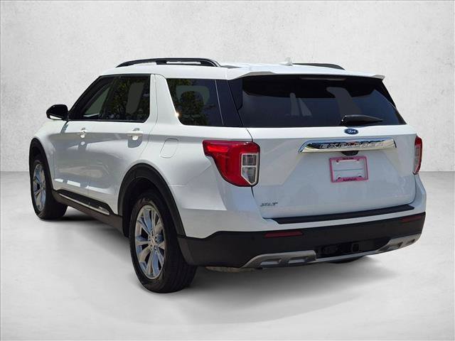 Certified 2023 Ford Explorer XLT w/ Equipment Group 202A RWD image 7