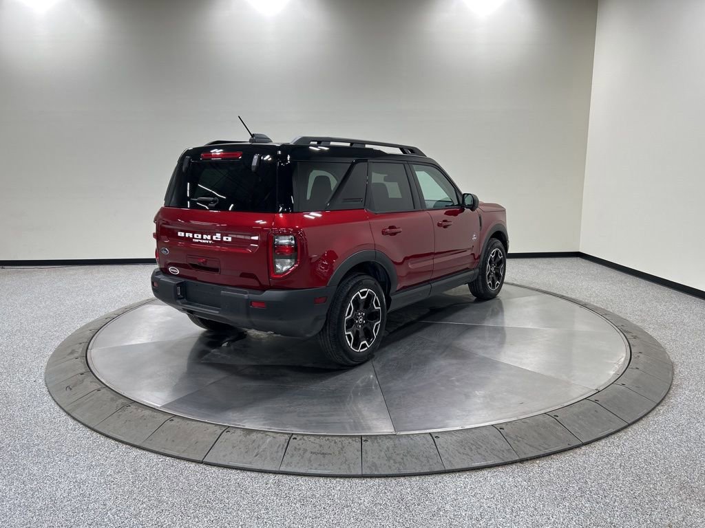 Certified 2025 Ford Bronco Sport Outer Banks w/ Outer Banks Tech Package+ image 5