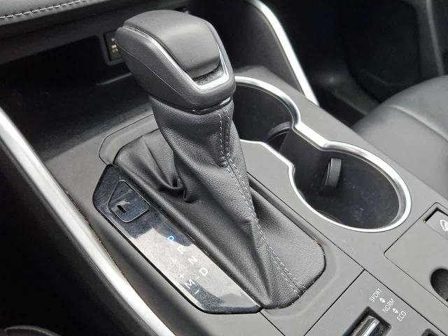 Used 2023 Toyota Highlander XLE AWD/4WD image 18