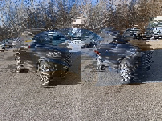 Certified 2021 Ford Escape Titanium w/ Titanium Elite Package image 9