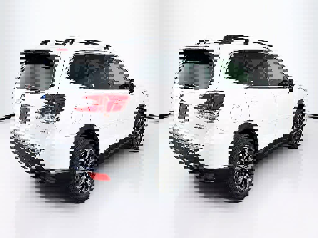 Used 2023 Subaru Forester Limited image 5