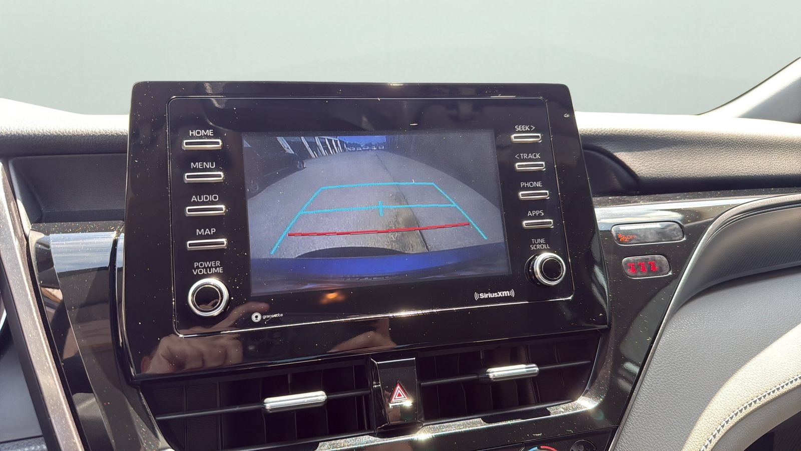 Used 2023 Toyota Camry LE FWD image 13