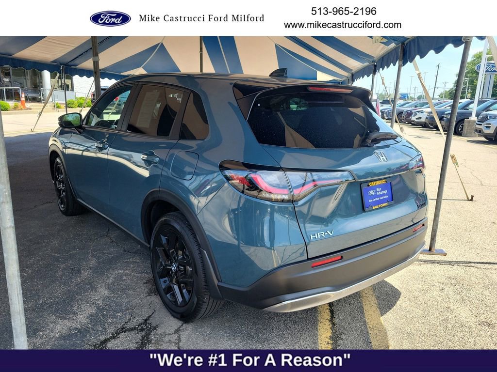 Used 2024 Honda HR-V Sport image 3