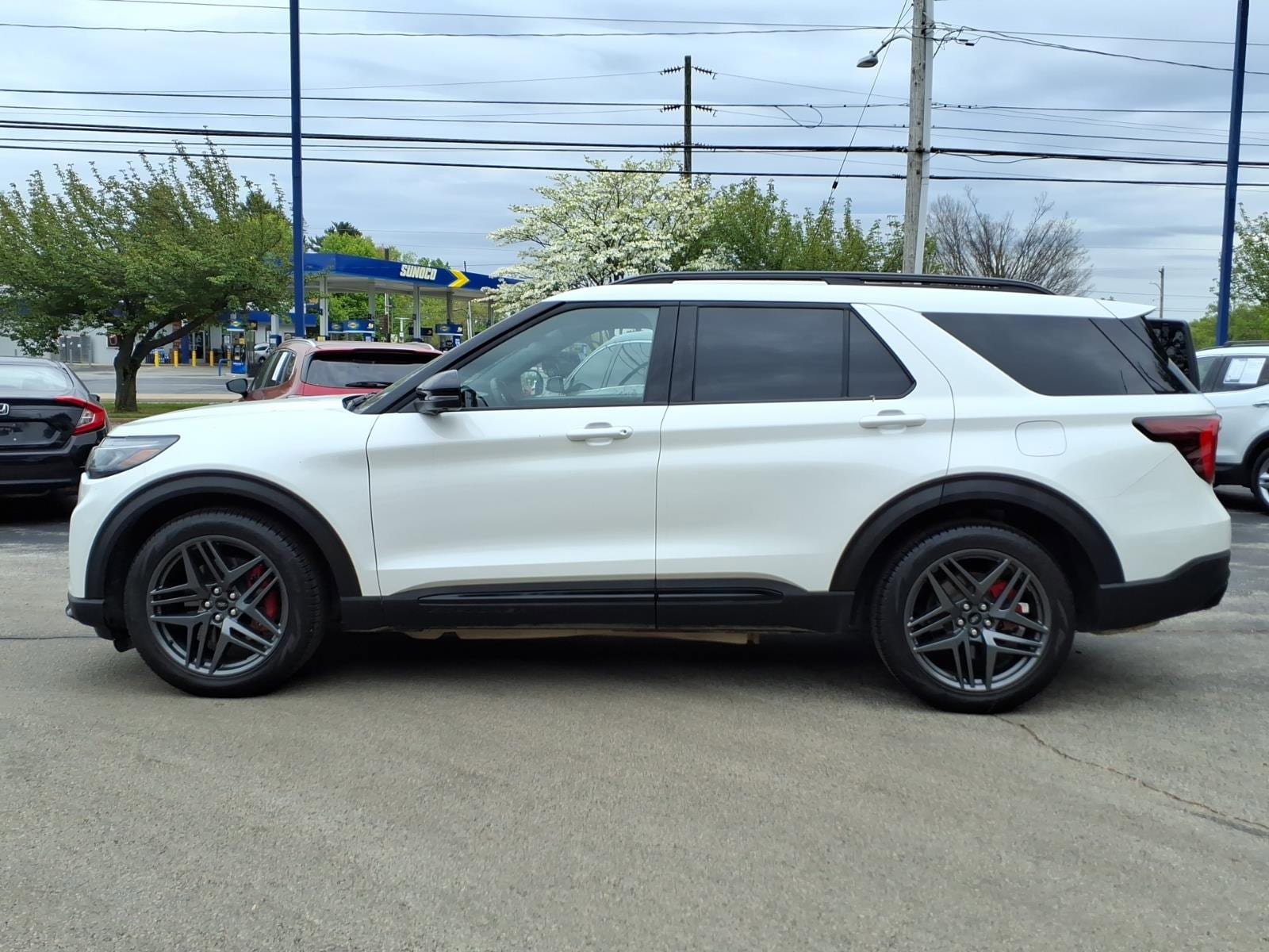 Certified 2025 Ford Explorer ST w/ Sun And Sound Package AWD/4WD image 7