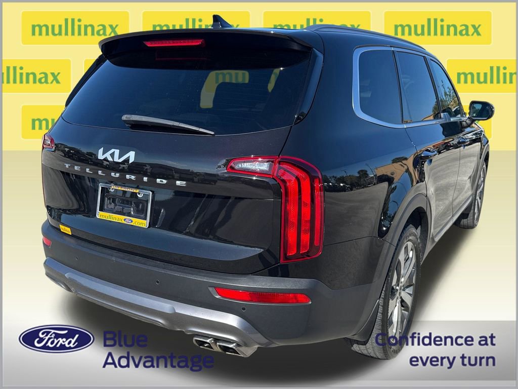 Used 2022 Kia Telluride S image 3